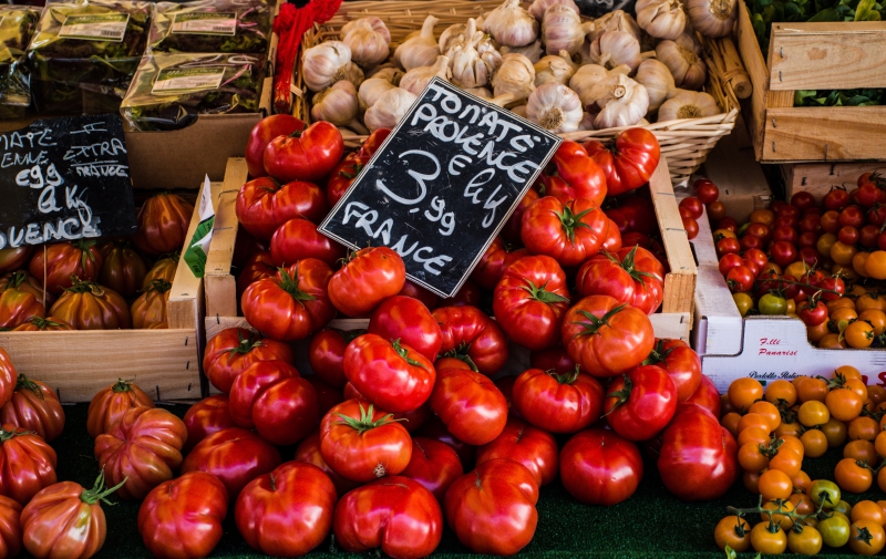 primeur-AMPUS-min_tomatoes-4050245